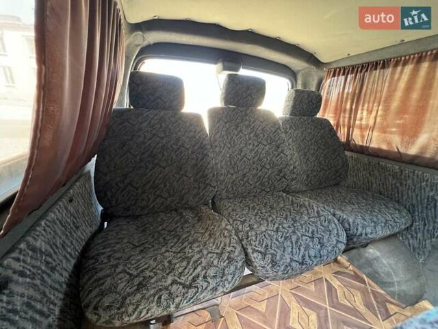 Белый Тойота Хиасе, объемом двигателя 2.4 л и пробегом 213 тыс. км за 5100 $, фото 20 на Automoto.ua