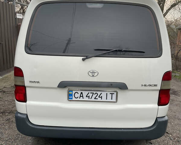 Белый Тойота Хиасе, объемом двигателя 2.49 л и пробегом 363 тыс. км за 7400 $, фото 6 на Automoto.ua