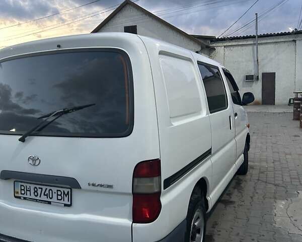 Білий Тойота Хіасє, об'ємом двигуна 2.49 л та пробігом 470 тис. км за 9200 $, фото 6 на Automoto.ua