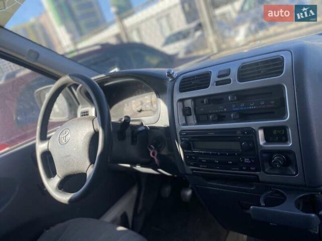 Білий Тойота Хіасє, об'ємом двигуна 2.49 л та пробігом 270 тис. км за 9300 $, фото 4 на Automoto.ua