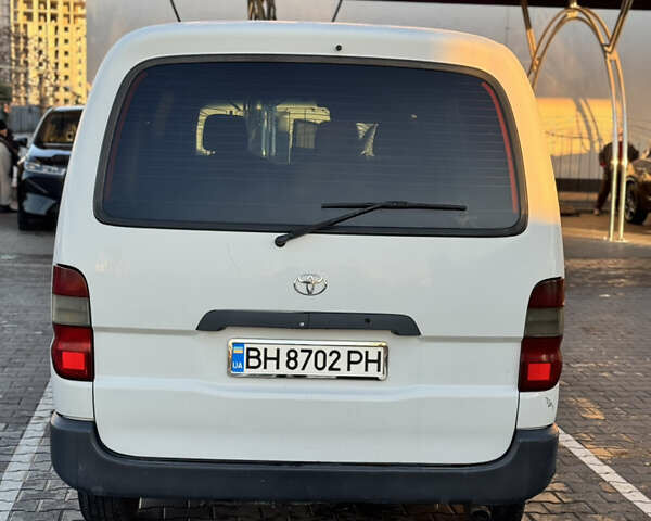 Білий Тойота Хіасє, об'ємом двигуна 2.49 л та пробігом 267 тис. км за 5300 $, фото 4 на Automoto.ua