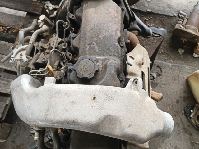 Бежевый Тойота Хиасе, объемом двигателя 2 л и пробегом 5 тыс. км за 369 $, фото 4 на Automoto.ua