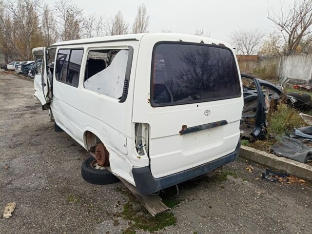 Бежевый Тойота Хиасе, объемом двигателя 2 л и пробегом 5 тыс. км за 369 $, фото 1 на Automoto.ua