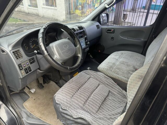 Чорний Тойота Хіасє, об'ємом двигуна 2.5 л та пробігом 440 тис. км за 5900 $, фото 9 на Automoto.ua