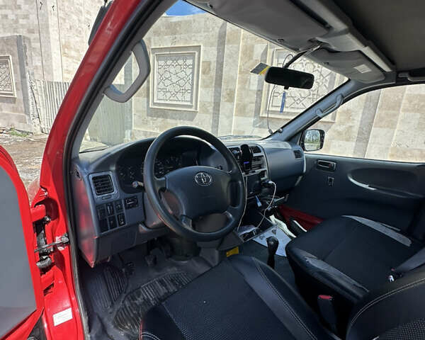 Червоний Тойота Хіасє, об'ємом двигуна 2.5 л та пробігом 190 тис. км за 8900 $, фото 13 на Automoto.ua