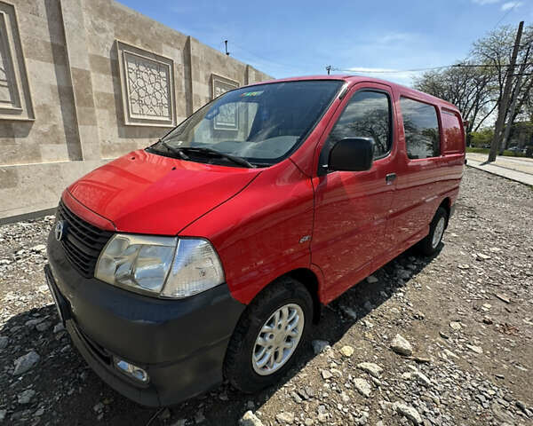 Червоний Тойота Хіасє, об'ємом двигуна 2.5 л та пробігом 190 тис. км за 8900 $, фото 11 на Automoto.ua