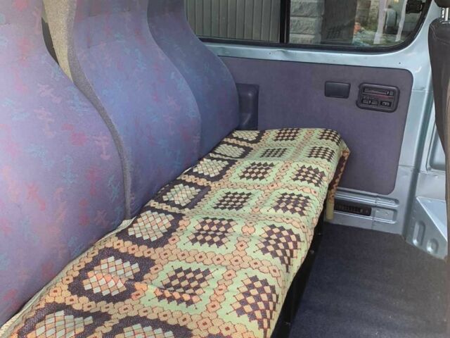 Тойота Хиасе, объемом двигателя 2.45 л и пробегом 470 тыс. км за 6400 $, фото 2 на Automoto.ua