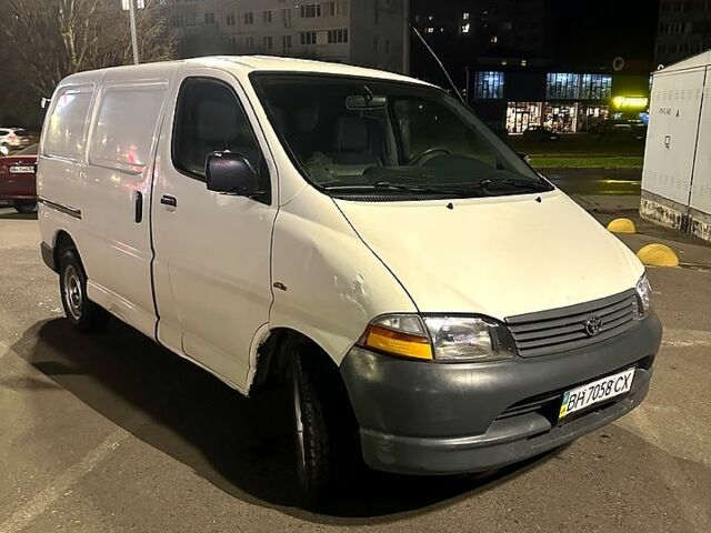 Тойота Хиасе, объемом двигателя 2.5 л и пробегом 400 тыс. км за 3450 $, фото 4 на Automoto.ua