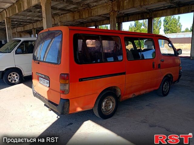 Тойота Хиасе, объемом двигателя 2.4 л и пробегом 352 тыс. км за 1800 $, фото 4 на Automoto.ua
