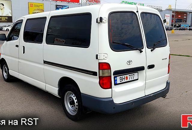 Тойота Хіасє, об'ємом двигуна 2.5 л та пробігом 210 тис. км за 8200 $, фото 4 на Automoto.ua