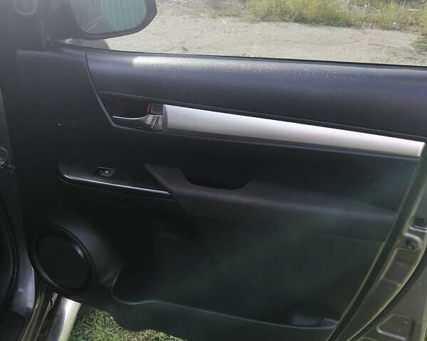 Серый Тойота Хиасе, объемом двигателя 2.39 л и пробегом 277 тыс. км за 18600 $, фото 14 на Automoto.ua