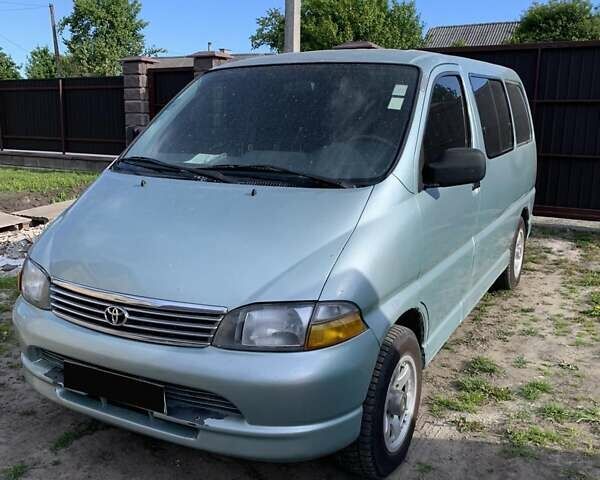 Сірий Тойота Хіасє, об'ємом двигуна 2.45 л та пробігом 450 тис. км за 6200 $, фото 11 на Automoto.ua