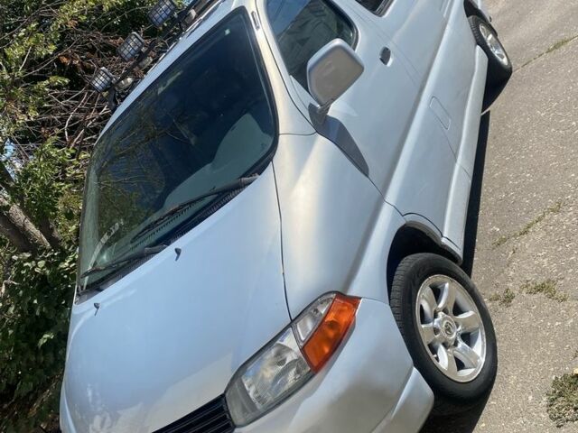 Серый Тойота Хиасе, объемом двигателя 2.5 л и пробегом 300 тыс. км за 6500 $, фото 1 на Automoto.ua