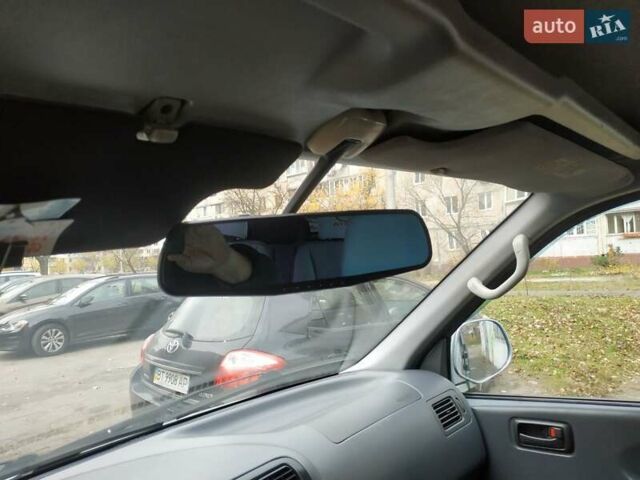 Серый Тойота Хиасе, объемом двигателя 2.4 л и пробегом 395 тыс. км за 3500 $, фото 24 на Automoto.ua