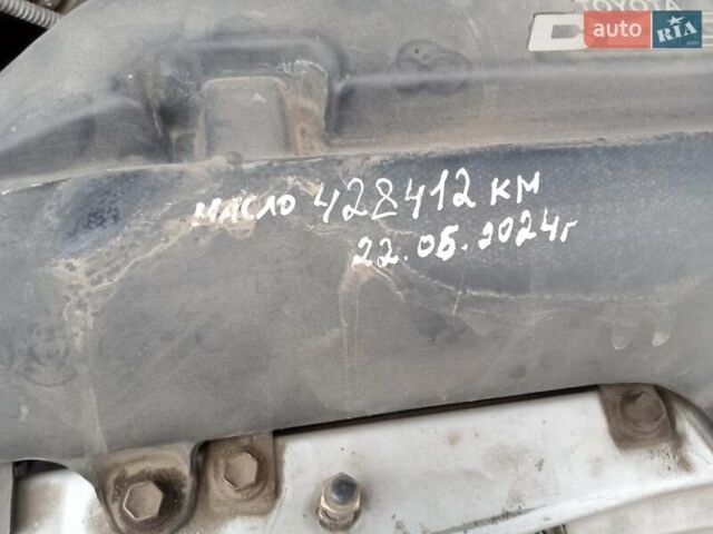 Сірий Тойота Хіасє, об'ємом двигуна 2.49 л та пробігом 433 тис. км за 6100 $, фото 1 на Automoto.ua