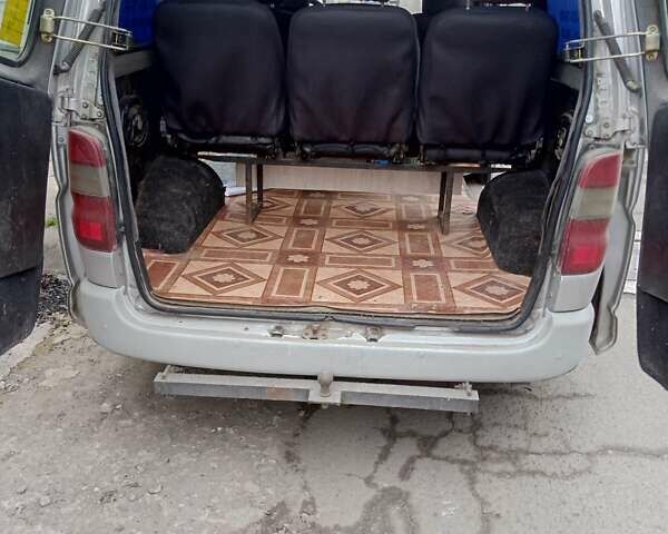 Сірий Тойота Хіасє, об'ємом двигуна 2.49 л та пробігом 433 тис. км за 6100 $, фото 10 на Automoto.ua