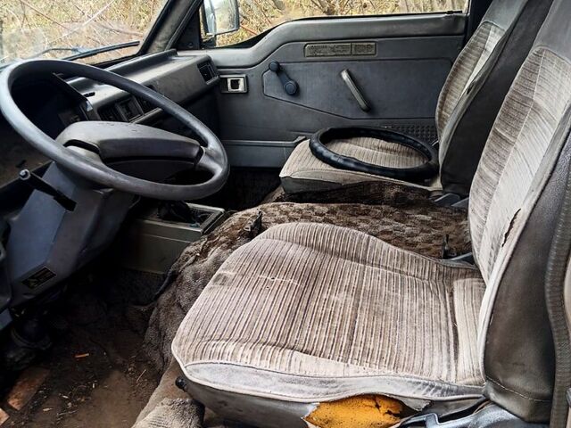 Тойота Хиасе 1984 в Днепре (Днепропетровске) на Automoto.ua Серый Тойота Хиасе, объемом двигателя 1.8 л и пробегом 300 тыс. км за 1250 $, фото 6 на Automoto.ua