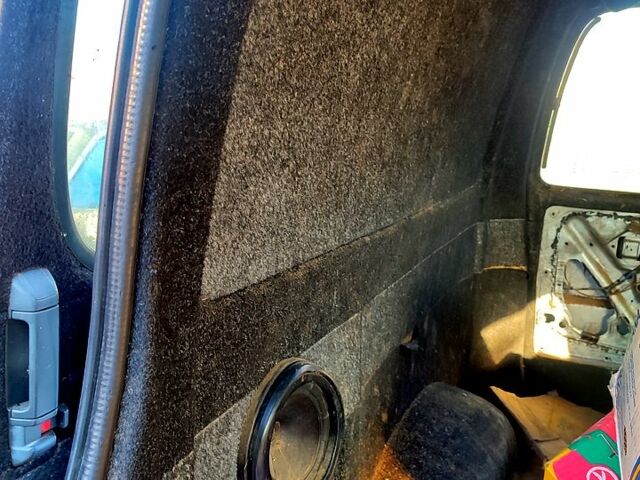 Сірий Тойота Хіасє, об'ємом двигуна 2.5 л та пробігом 385 тис. км за 5000 $, фото 5 на Automoto.ua