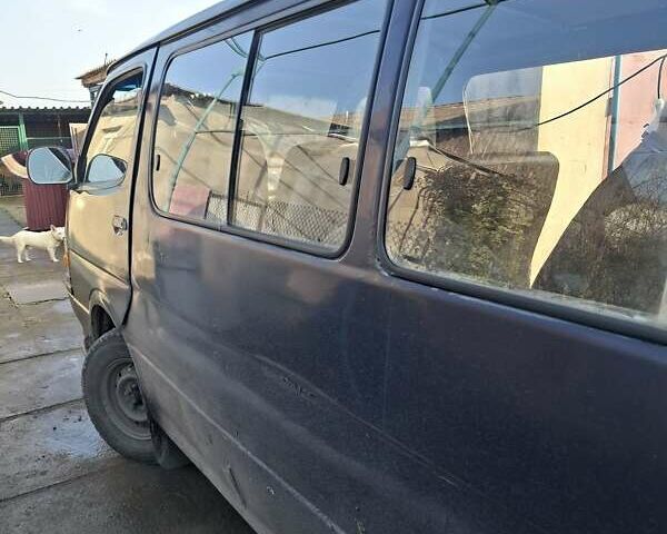 Синий Тойота Хиасе, объемом двигателя 2.4 л и пробегом 300 тыс. км за 3500 $, фото 7 на Automoto.ua