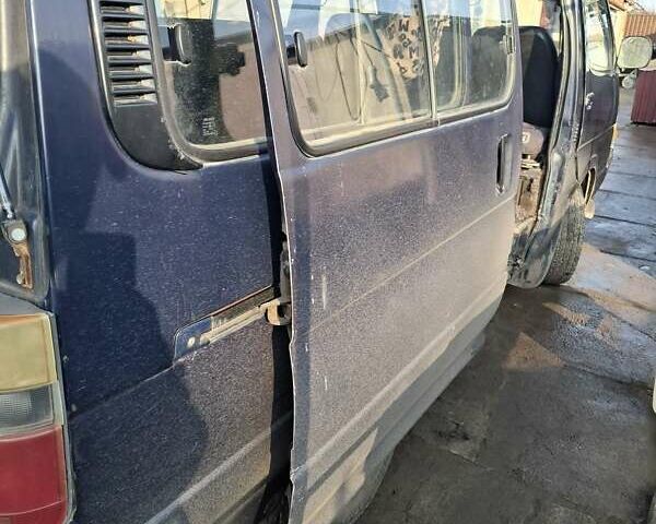 Синий Тойота Хиасе, объемом двигателя 2.4 л и пробегом 300 тыс. км за 3500 $, фото 8 на Automoto.ua