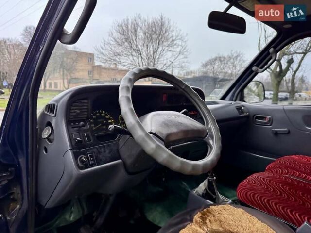 Синий Тойота Хиасе, объемом двигателя 0 л и пробегом 290 тыс. км за 3400 $, фото 25 на Automoto.ua