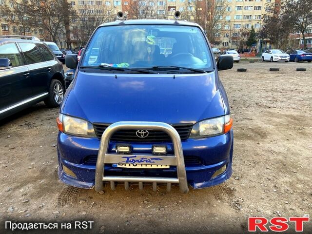 Синий Тойота Хиасе, объемом двигателя 2.5 л и пробегом 358 тыс. км за 5400 $, фото 4 на Automoto.ua