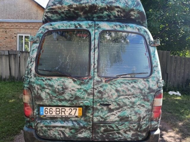 Зелений Тойота Хіасє, об'ємом двигуна 0 л та пробігом 100 тис. км за 13000 $, фото 18 на Automoto.ua