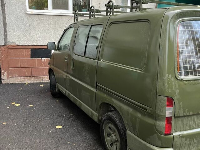 Зеленый Тойота Хиасе, объемом двигателя 2.4 л и пробегом 3 тыс. км за 3500 $, фото 1 на Automoto.ua