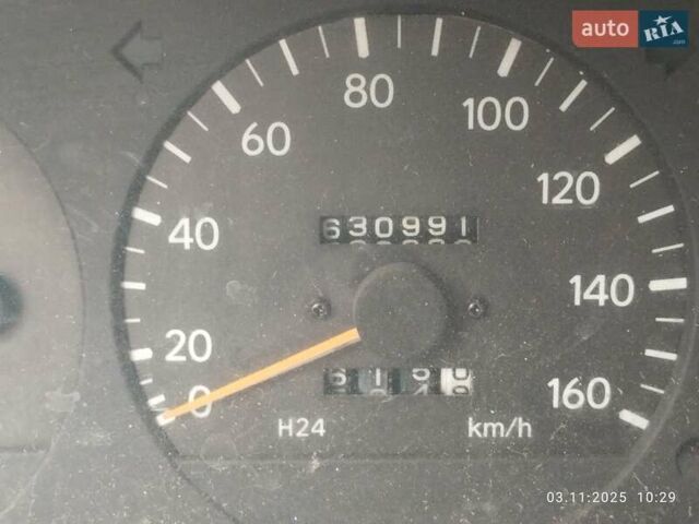 Зелений Тойота Хіасє, об'ємом двигуна 2.45 л та пробігом 630 тис. км за 3000 $, фото 7 на Automoto.ua