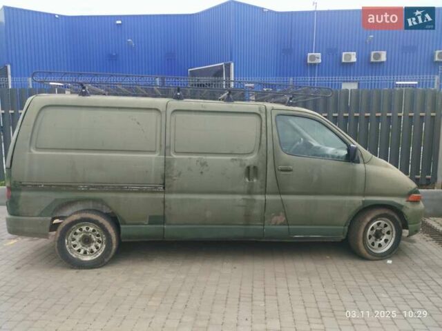 Зелений Тойота Хіасє, об'ємом двигуна 2.45 л та пробігом 630 тис. км за 3000 $, фото 5 на Automoto.ua