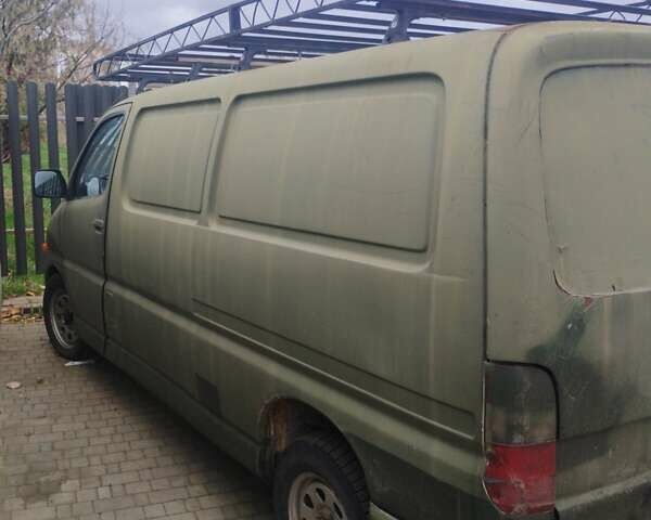 Зелений Тойота Хіасє, об'ємом двигуна 2.45 л та пробігом 630 тис. км за 3000 $, фото 2 на Automoto.ua