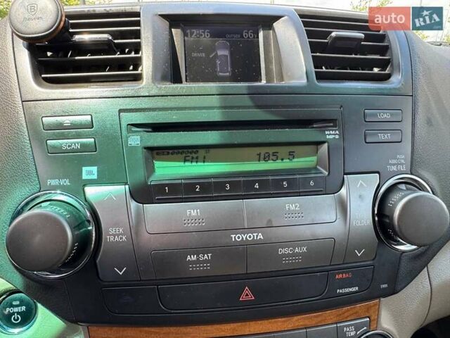 Білий Тойота Хайлендер, об'ємом двигуна 3.31 л та пробігом 417 тис. км за 11990 $, фото 20 на Automoto.ua
