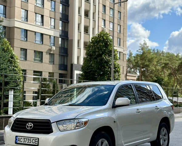 Білий Тойота Хайлендер, об'ємом двигуна 3.5 л та пробігом 165 тис. км за 10500 $, фото 2 на Automoto.ua
