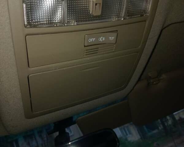 Белый Тойота Хайлендер, объемом двигателя 3.46 л и пробегом 110 тыс. км за 15300 $, фото 32 на Automoto.ua