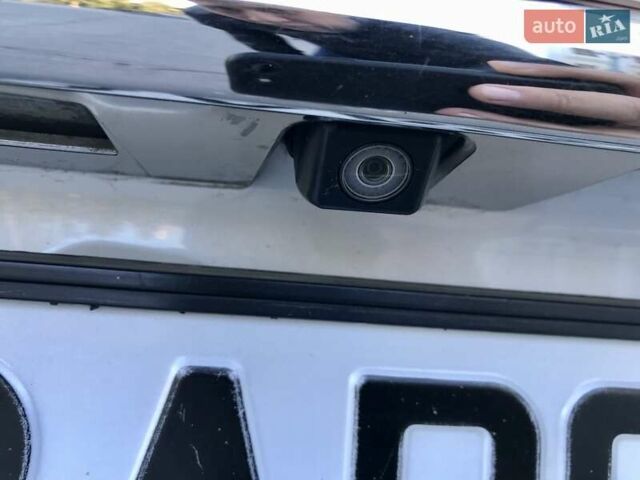 Белый Тойота Хайлендер, объемом двигателя 3.5 л и пробегом 178 тыс. км за 15999 $, фото 24 на Automoto.ua