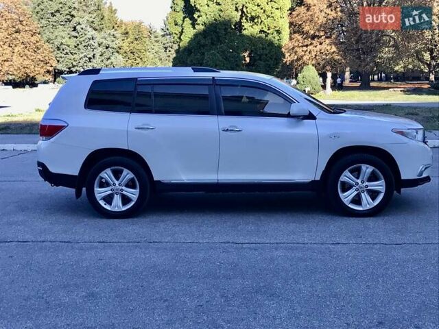 Белый Тойота Хайлендер, объемом двигателя 3.5 л и пробегом 178 тыс. км за 15999 $, фото 9 на Automoto.ua