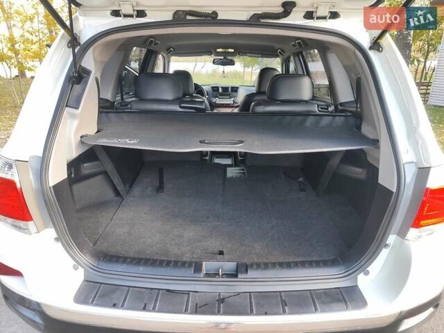 Білий Тойота Хайлендер, об'ємом двигуна 3.46 л та пробігом 227 тис. км за 16800 $, фото 34 на Automoto.ua