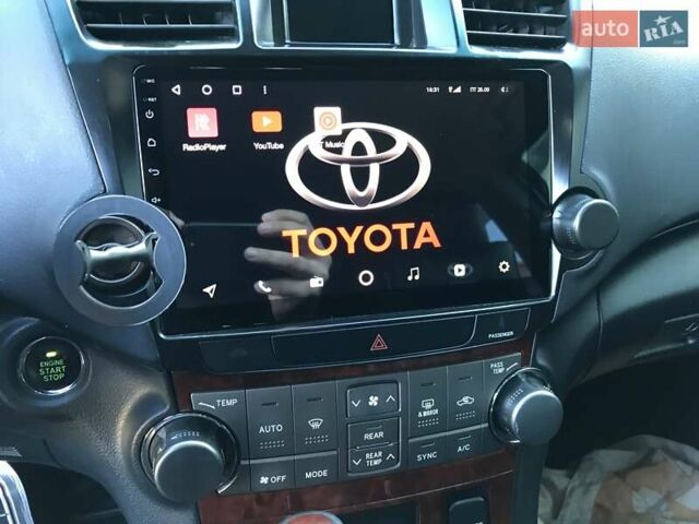 Белый Тойота Хайлендер, объемом двигателя 3.5 л и пробегом 178 тыс. км за 15999 $, фото 16 на Automoto.ua