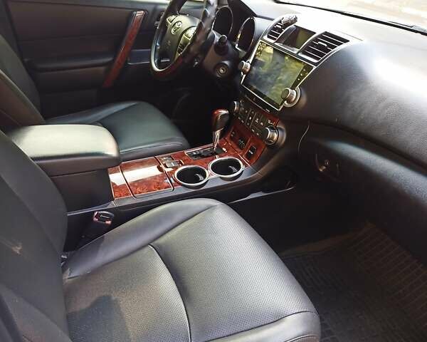 Білий Тойота Хайлендер, об'ємом двигуна 3.46 л та пробігом 211 тис. км за 17450 $, фото 4 на Automoto.ua