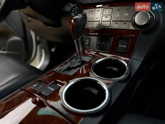 Белый Тойота Хайлендер, объемом двигателя 3.46 л и пробегом 152 тыс. км за 18700 $, фото 48 на Automoto.ua