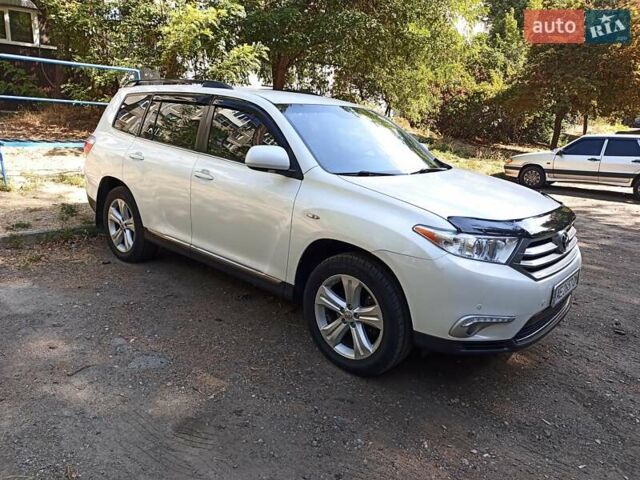 Білий Тойота Хайлендер, об'ємом двигуна 3.46 л та пробігом 211 тис. км за 17450 $, фото 11 на Automoto.ua