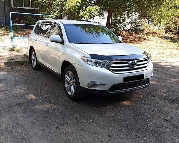 Білий Тойота Хайлендер, об'ємом двигуна 3.46 л та пробігом 211 тис. км за 17450 $, фото 3 на Automoto.ua