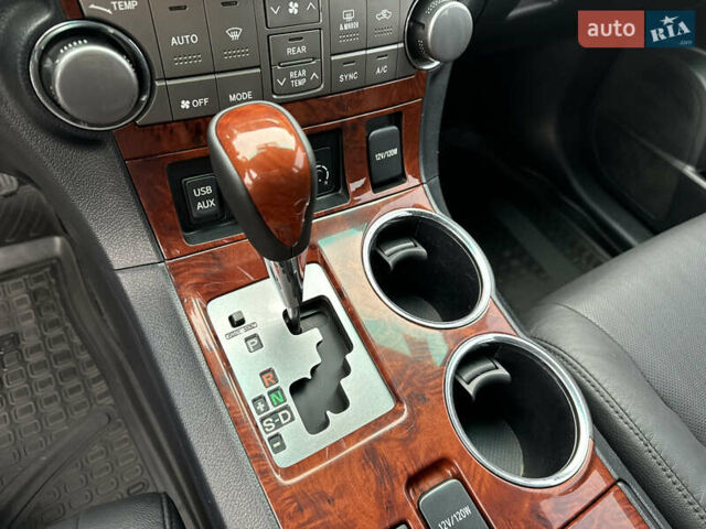 Белый Тойота Хайлендер, объемом двигателя 3.46 л и пробегом 200 тыс. км за 14999 $, фото 76 на Automoto.ua