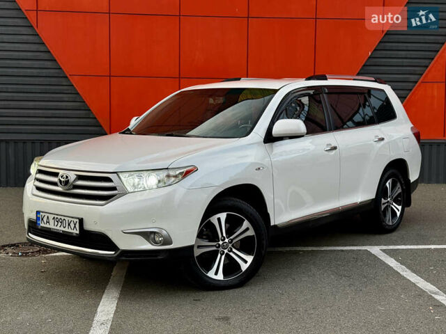 Білий Тойота Хайлендер, об'ємом двигуна 3.46 л та пробігом 175 тис. км за 16500 $, фото 3 на Automoto.ua