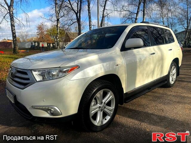 Білий Тойота Хайлендер, об'ємом двигуна 3.5 л та пробігом 207 тис. км за 16850 $, фото 3 на Automoto.ua