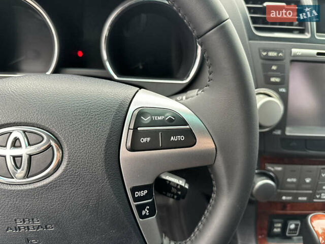 Белый Тойота Хайлендер, объемом двигателя 3.46 л и пробегом 200 тыс. км за 14999 $, фото 73 на Automoto.ua