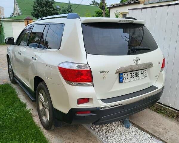 Белый Тойота Хайлендер, объемом двигателя 3.5 л и пробегом 207 тыс. км за 16500 $, фото 18 на Automoto.ua