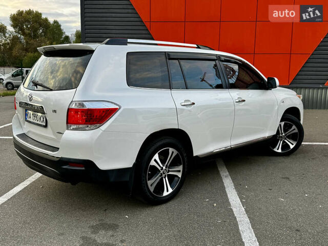 Білий Тойота Хайлендер, об'ємом двигуна 3.46 л та пробігом 175 тис. км за 16500 $, фото 17 на Automoto.ua