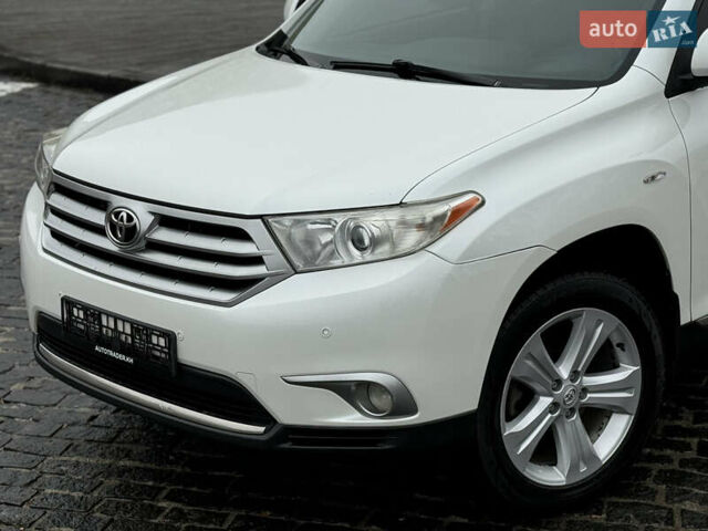 Белый Тойота Хайлендер, объемом двигателя 3.46 л и пробегом 200 тыс. км за 14999 $, фото 33 на Automoto.ua