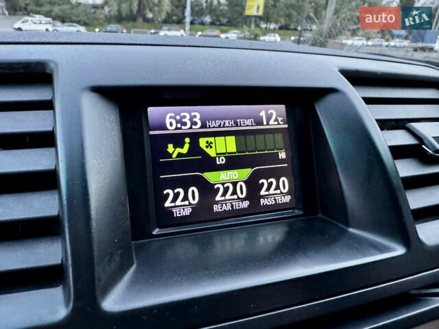 Білий Тойота Хайлендер, об'ємом двигуна 3.46 л та пробігом 175 тис. км за 16500 $, фото 37 на Automoto.ua